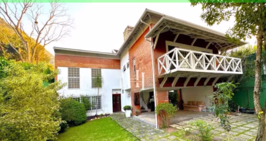 Casa no Itanhagá 5 Suítes