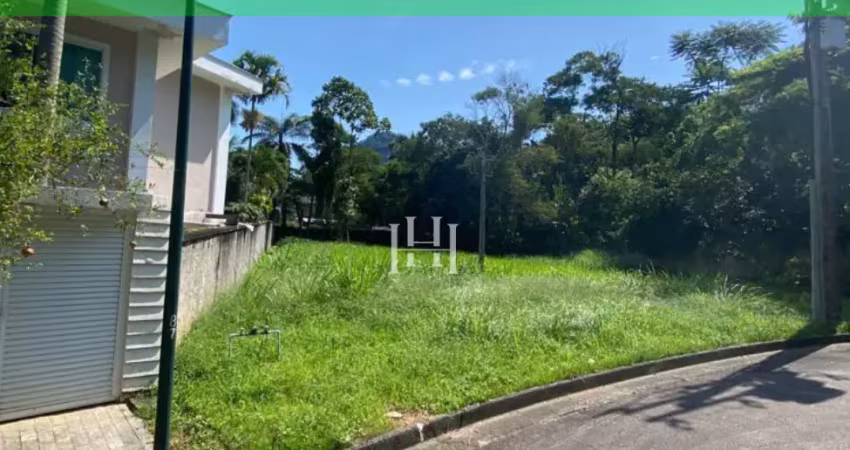 Lote no Condomínio Reserva de Itanhagá