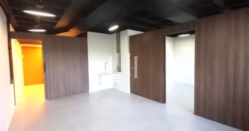 Sala comercial à venda na Avenida Embaixador Abelardo Bueno, Barra da Tijuca, Rio de Janeiro