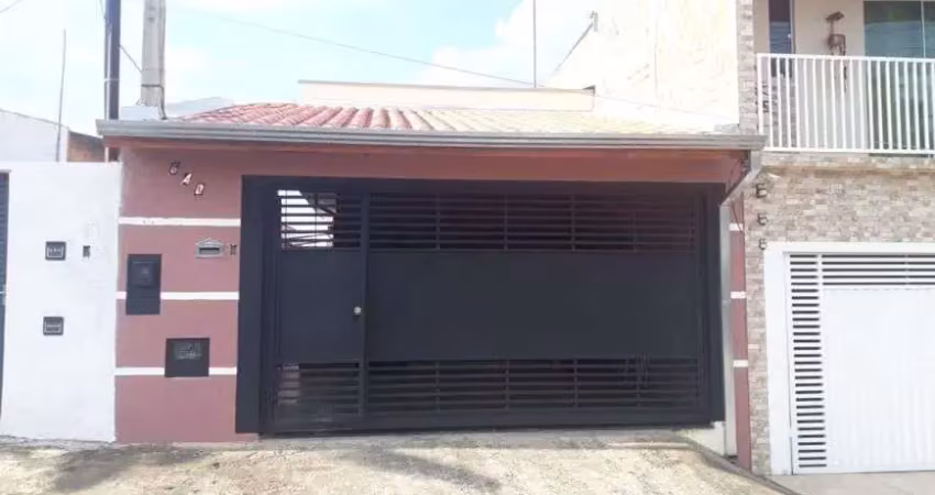 Casa para venda tem 144 metros quadrados com 2 quartos