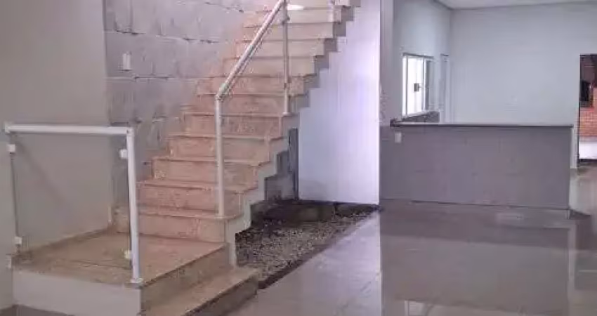 Linda casa com 3 dormitórios sendo 1 suíte no jardim bela vista em salto sp