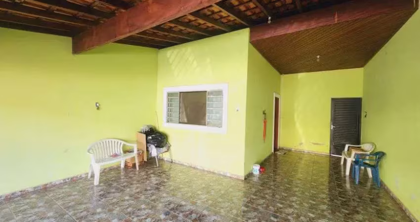 Casa com 2 dormitórios no são pedro e sp em salto sp
