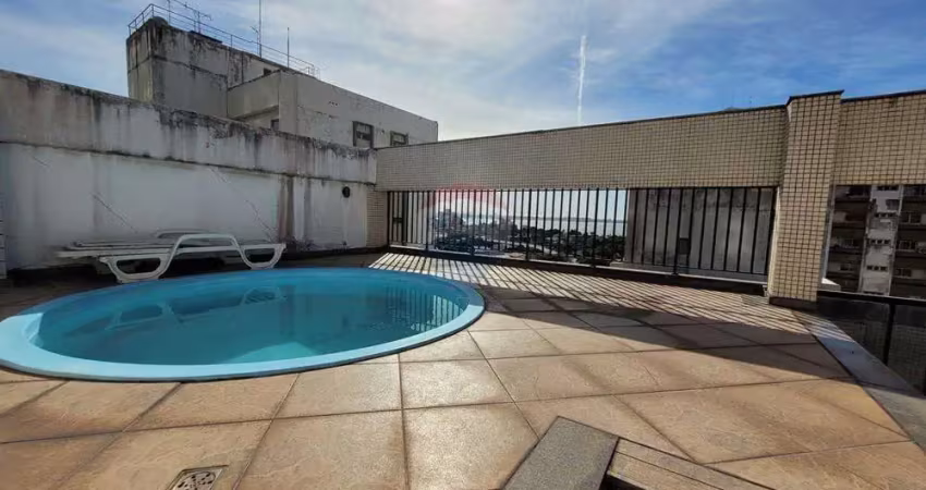 Cobertura duplex à venda no barro vermelho, com 4 quartos, 2 suítes e piscina.