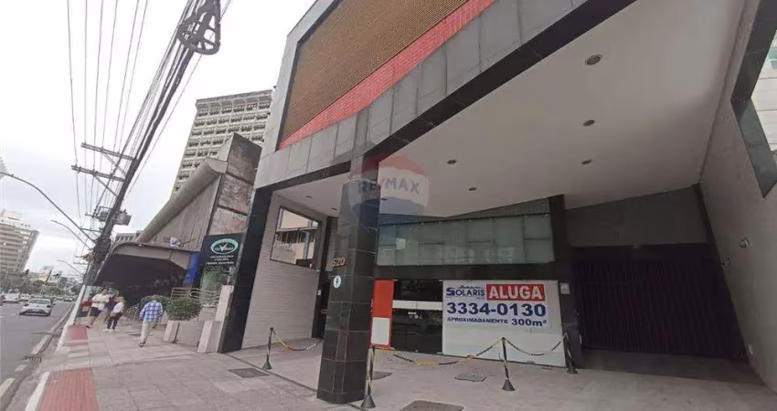 Conjunto de salas comerciais, com aproximadamente 234 m² (andar inteiro) para locação no ed. quintão na av reta da penha na praia do canto