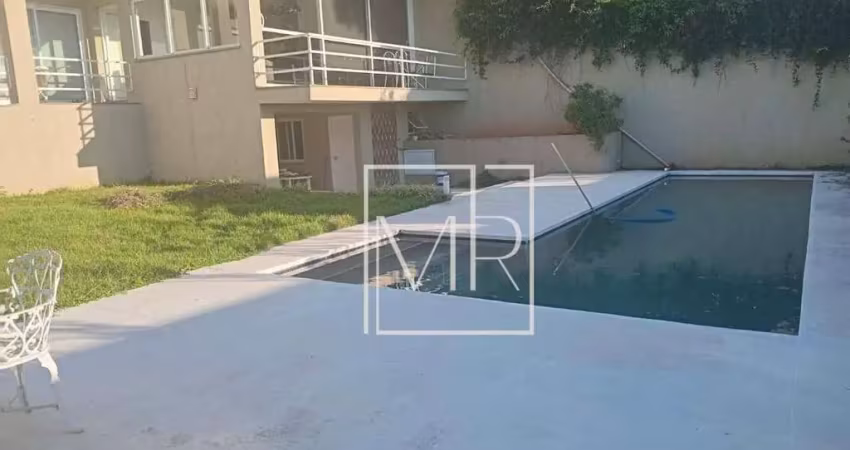 Casa venda e locação comdomínio arco-iris 03 suítes 05 vagas
