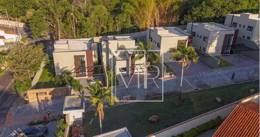 Casa em condomínio exclusiva 03 dormitórios 03 suítes alto padrão
