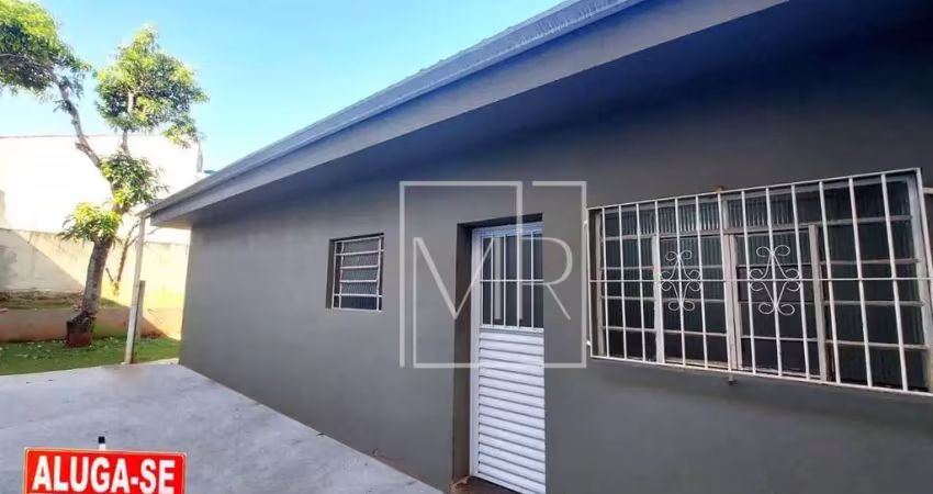 Casa térrea para aluguel, não geminada, 2 dormitórios, amplo quintal, 115m² - $2.400 – jd. do alvinópolis – atibaia/sp