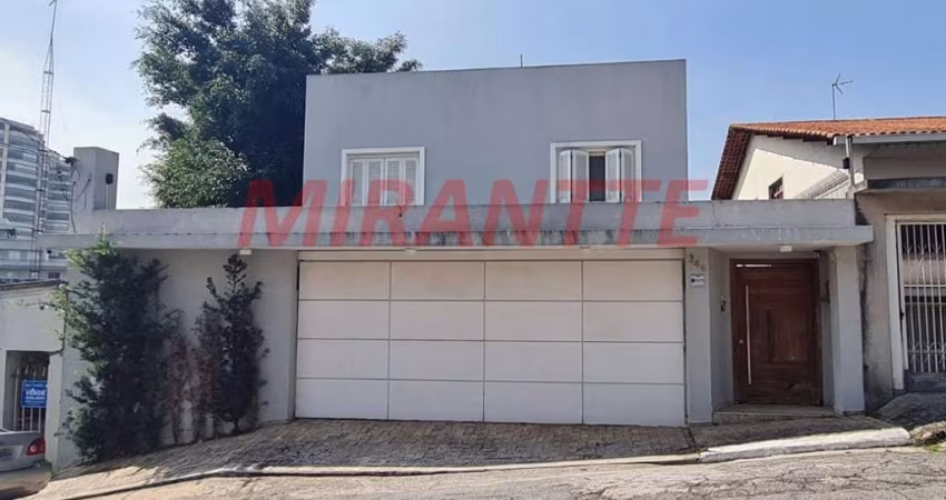 Sobrado de 284m² com 3 quartos em Jardim São Bento