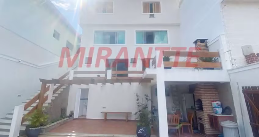 Sobrado de 254m² com 3 quartos em Jardim São Paulo