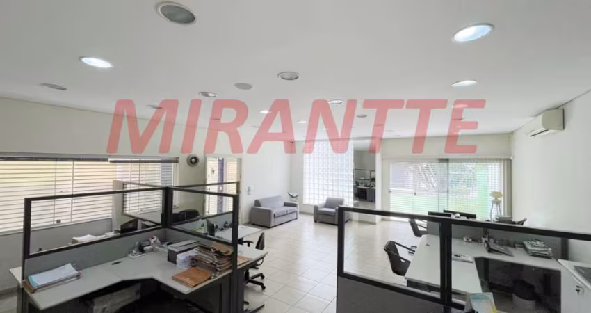 Sobrado de 472m² com 6 quartos em Santana