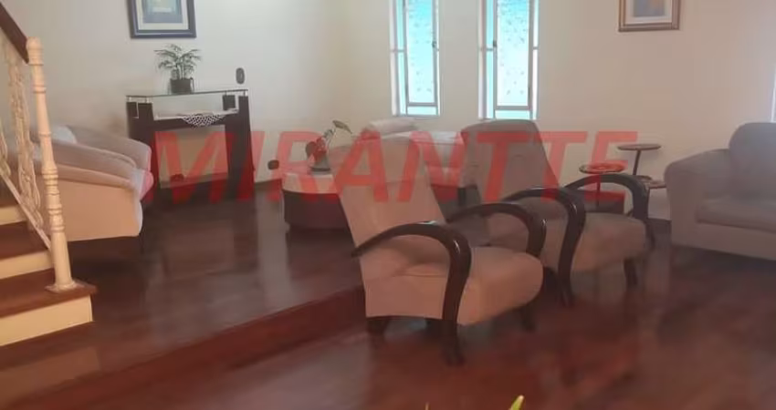 Sobrado de 300m² com 4 quartos em Vila Amelia