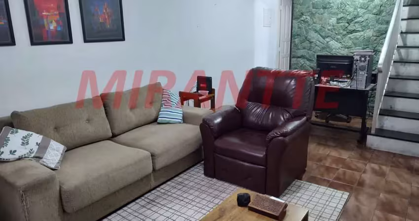 Casa com 3 quartos à venda na Rua Camatei, Vila Nivi, São Paulo