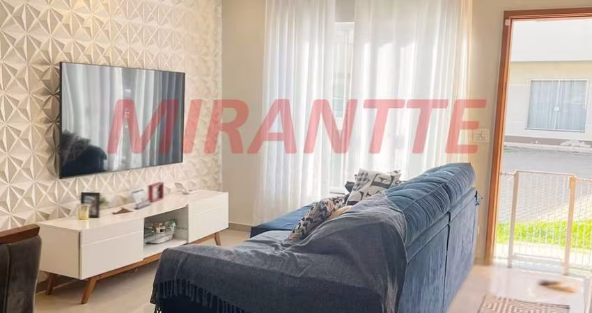 Cond. fechado de 81m² com 3 quartos em Sítio do Mandaqui