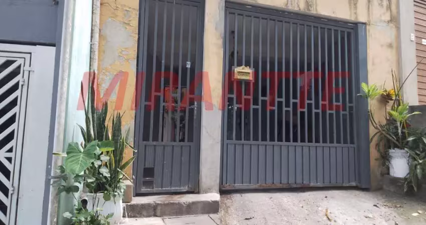 Sobrado de 75m² com 2 quartos em associação sobradinho