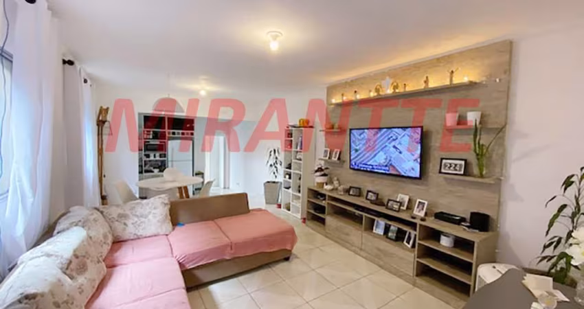Sobrado de 210m² com 4 quartos em Vila Baruel