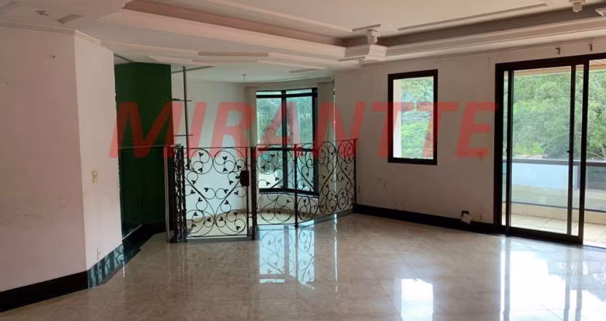 Apartamento de 270m² com 4 quartos em Horto Florestal
