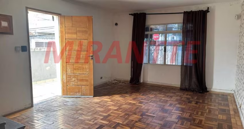 Sobrado de 115m² com 3 quartos em Água Fria