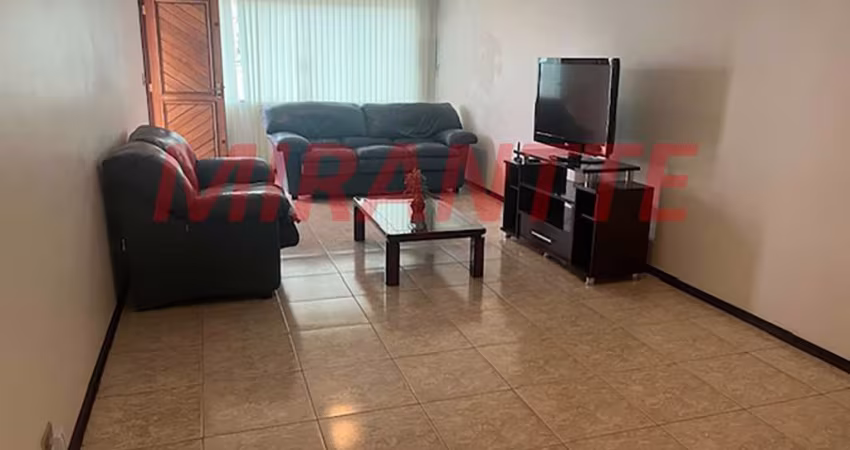 Sobrado de 216m² com 3 quartos em Imirim
