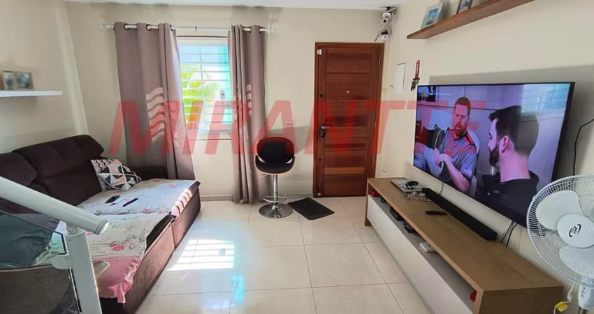 Cond. fechado de 65m² com 2 quartos em Vila Isolina Mazzei