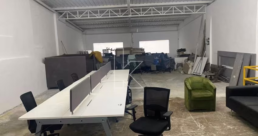 Casa comercial com 4 salas para alugar na Rua Artur de Azevedo, 1361, Pinheiros, São Paulo