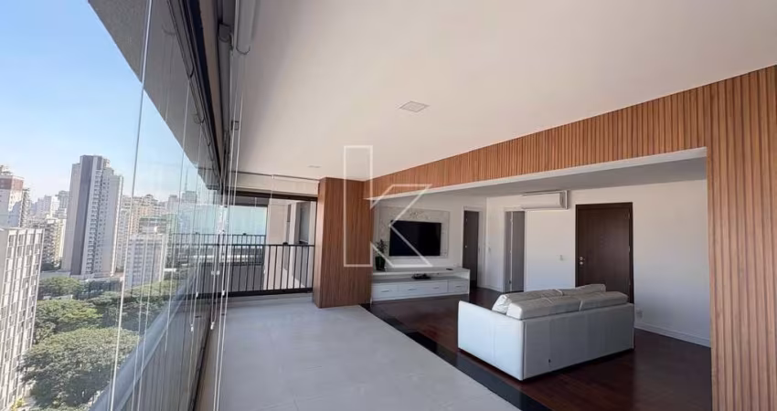 Apartamento com 3 quartos para alugar na Rua Eça de Queiroz, 325, Vila Mariana, São Paulo
