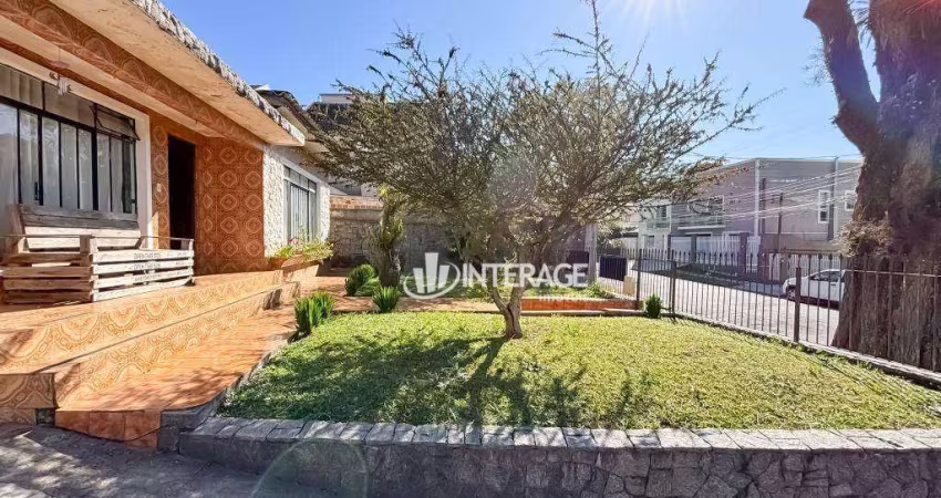Casa com 4 Quartos à venda, 255 m² por R$ 970.000 - Santa Felicidade - Curitiba/PR
