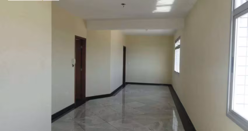 Apartamento de 04 quartos com armários, elevador e 4 vagas próximo a ufmg