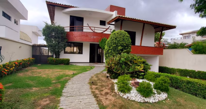 CASA A VENDA, 5 SUÍTES E GABINETE, EM PIATÃ - SALVADOR/BA