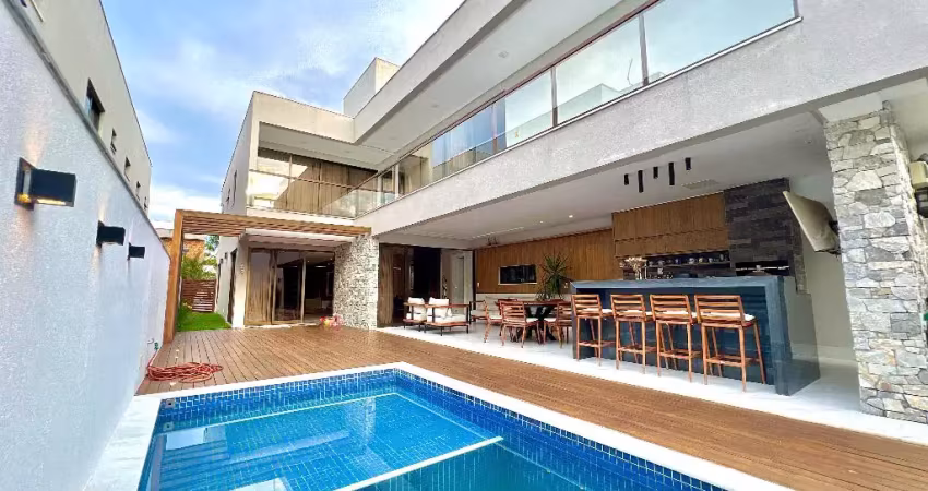 CASA A VENDA, MOBILIADA E DECORADA, 4 SUÍTES, EM VILAS DO ATLÂNTICO. LAURO DE FREITAS/BA