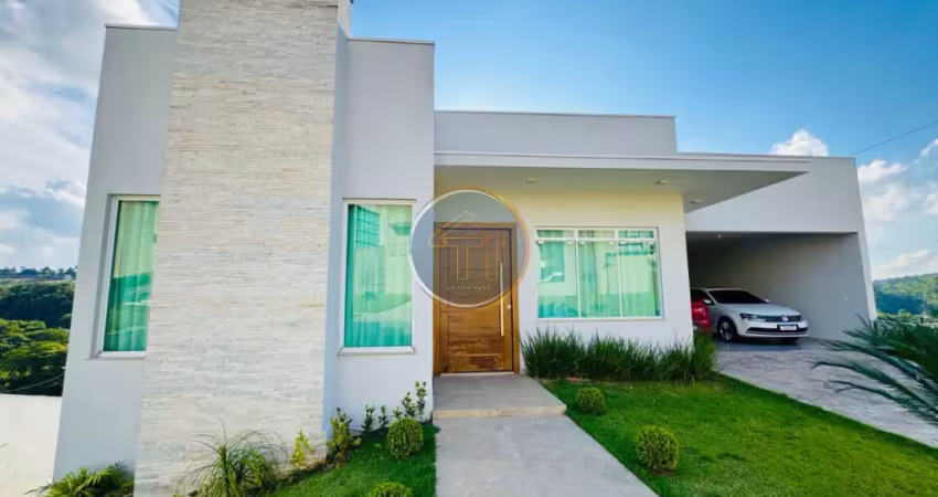 Linda Casa no Condomínio Cambarah em Jarinu
