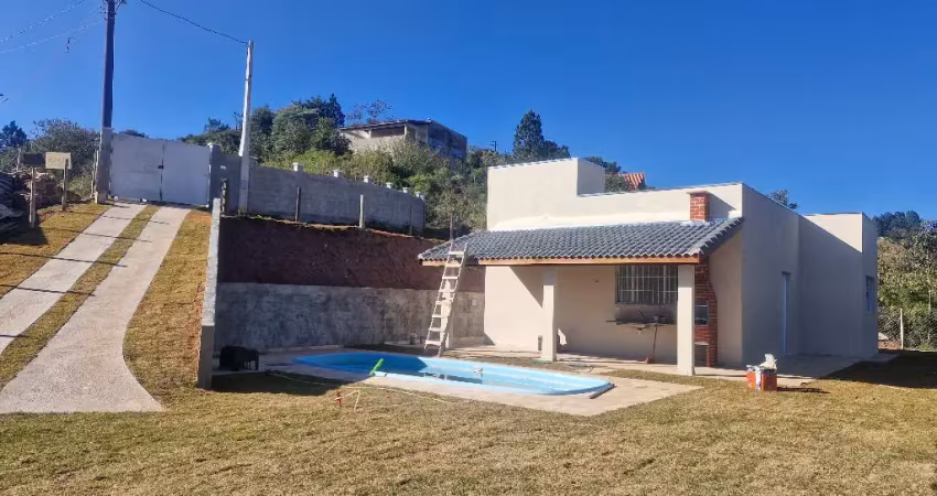 Ótima chácara recém construída à venda no ville saint james ii!