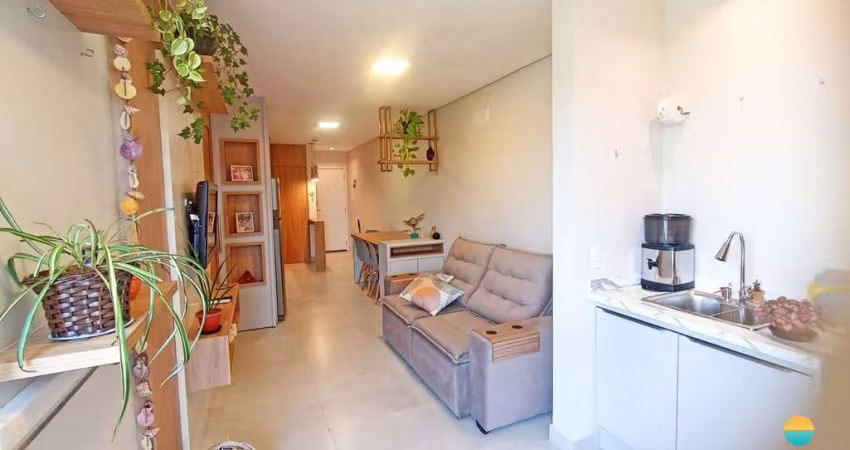 Apartamento mobiliado à venda com 02 dorm. muito bem localizado em Bal. de Piçarras/SC. Ref. 330