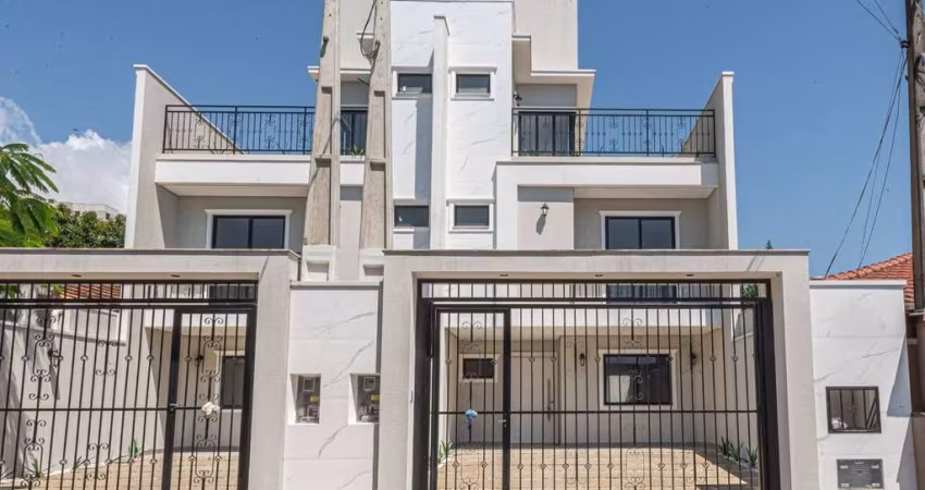 Sobrado novo com 200,50m² à venda, com 3 suítes e aprox. 200m da Praia da Armação Itaporocoy em Penha/SC. Ref. 454