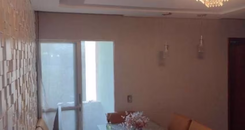 APARTAMENTO NO LAGO