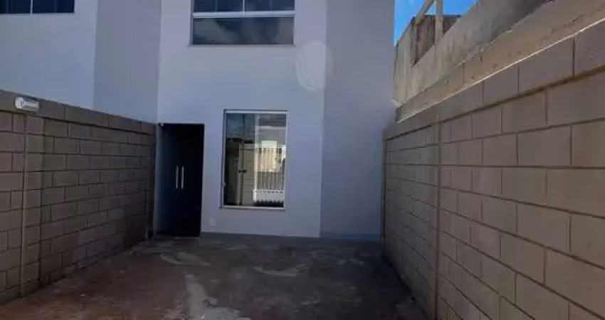 Casa com 2 quartos à venda no Novo Barreirinho, Ibirité 