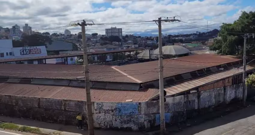 Barracão / Galpão / Depósito à venda na Vila Oeste, Belo Horizonte 