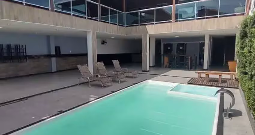 casa triplex de alto padrao no duque de caixias