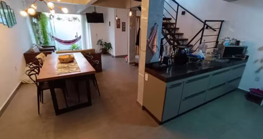 Casa com 3 quartos à venda no Europa, Contagem 