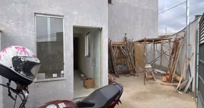 Casa á venda no Jardim das Flores Ibirité