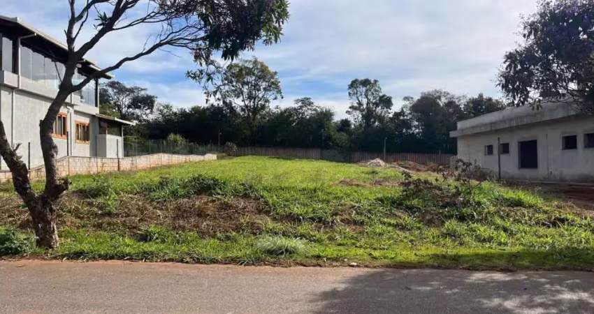 Lote em condomínio  á venda no serra dos bandeirantes