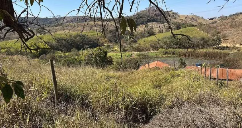 Chácara / sítio com 3 quartos à venda no Centro, Brumadinho 