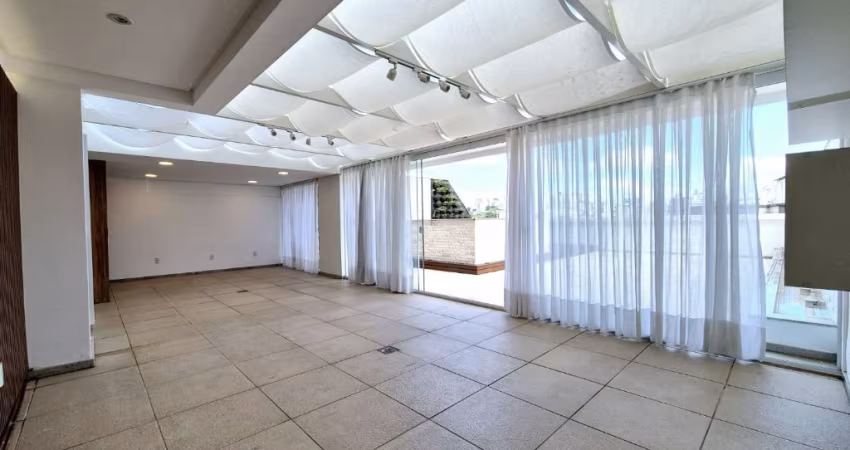 Excelente apartamento com área externa no Cascatinha