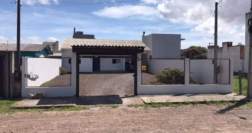 Casa para Venda em Passo de Torres, Centro, 2 dormitórios, 2 banheiros, 2 vagas