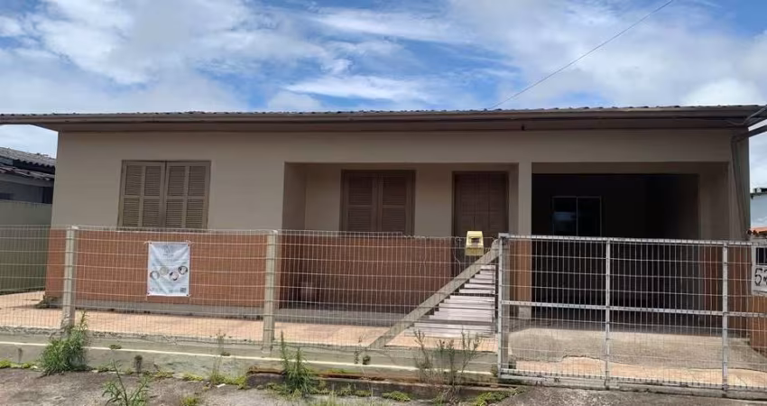 Casa para Venda em Torres, Igra Sul, 2 dormitórios, 1 banheiro