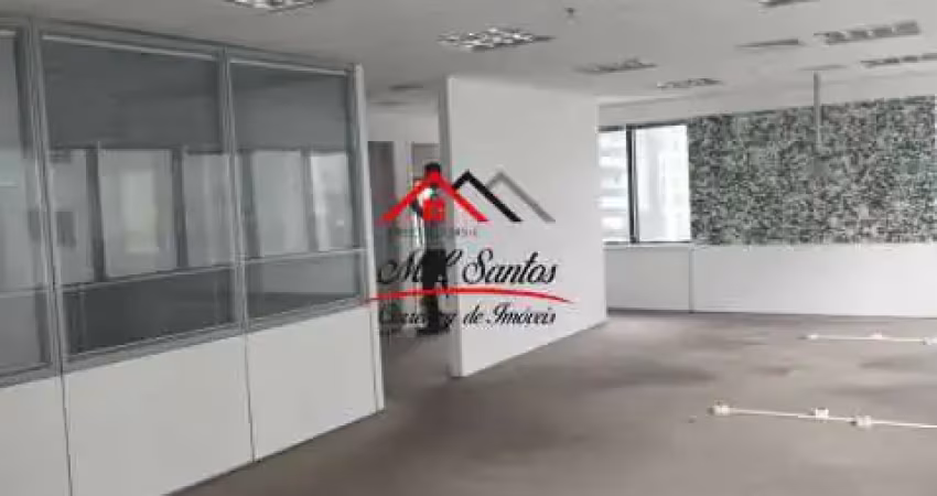 Sala comercial com 3 salas para alugar na Rua Doutor Renato Paes de Barros, Itaim Bibi, São Paulo
