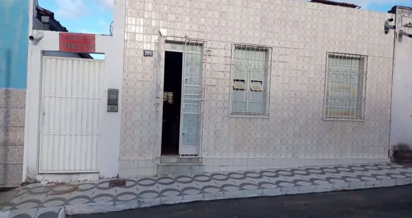 Casa residencial para venda na av. medeiros neto, itaberaba,  com quarto, sala, banheiro, quintal, 248,00 m² área total.