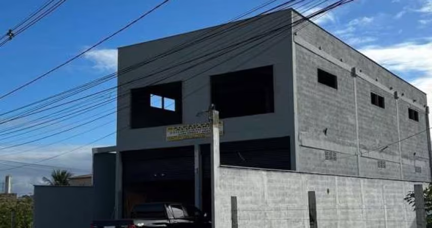 Galpao comercial para Locação Olhos D'água, Feira de Santana, 2 banheiros, 2 vagas 160m² área total.