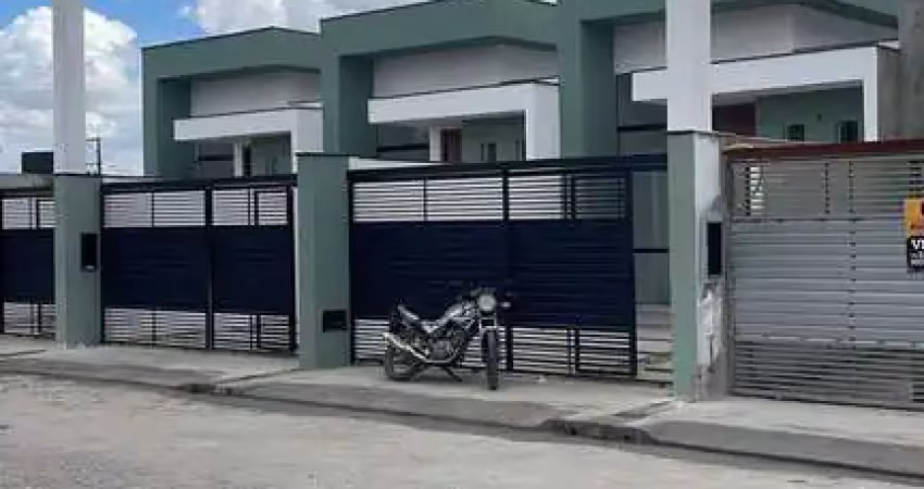 Casa residencial para venda em rua pública, sim, feira de santana, 3 quartos, 1 suíte, 1 sala, 2 banheiros, 2 vagas, 135m² área total.