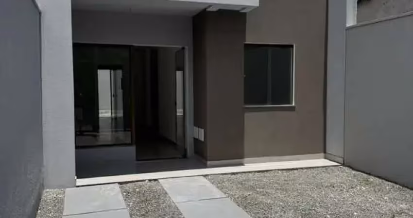 Casa residencial para Venda em rua pública, Gabriela, Feira de Santana, 2 quartos, 1 suíte, 1 sala, 2 banheiros, 2 vagas, 125m² área total.