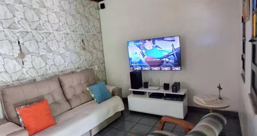 Casa residencial para Venda em rua pública , Cruzeiro, Feira de Santana, 3 quartos, 1 suíte, 1 sala, 2 banheiros, 1 vaga, 144m² área total.